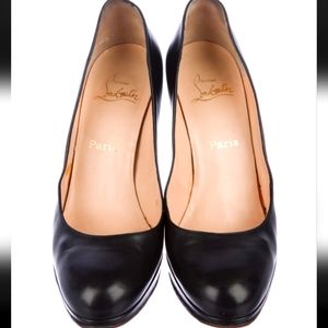 Black Christian Louboutin Leather Pumps sz 10.5/ IT 40.5 (more like a 9 to9.5)